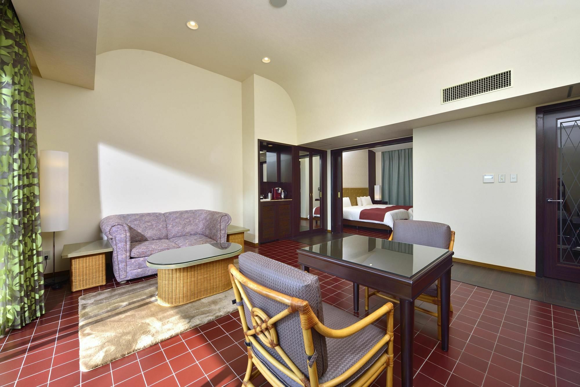 Hotel Exes Ishigaki Ishigaki  Esterno foto